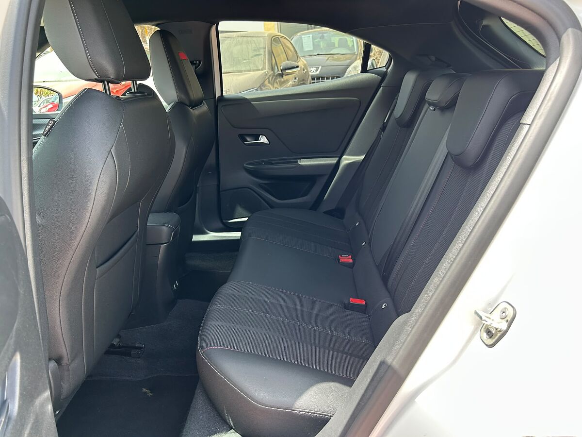 OPEL MOKKA X GS LINE 1.2 E-THP AUTO SPANISH LHD IN SPAIN 42000 MILES SUPERB 2022